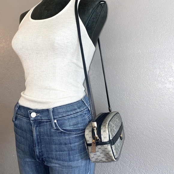 •RARE• Vintage Gucci Monogram Convertible Crossbody Bag / Pouch Clutch - Picture 16 of 16